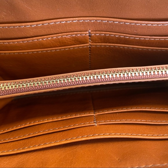 Tory Burch Bombe Leather Zip Around Continental Wallet, Rust - Picture 4 of 9